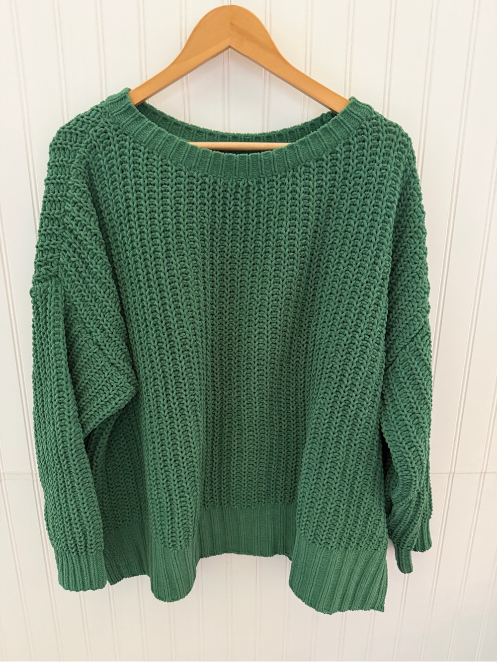 American Eagle Outfitters Chenille Green Cozy Crewneck Sweater - Picture 1 of 3